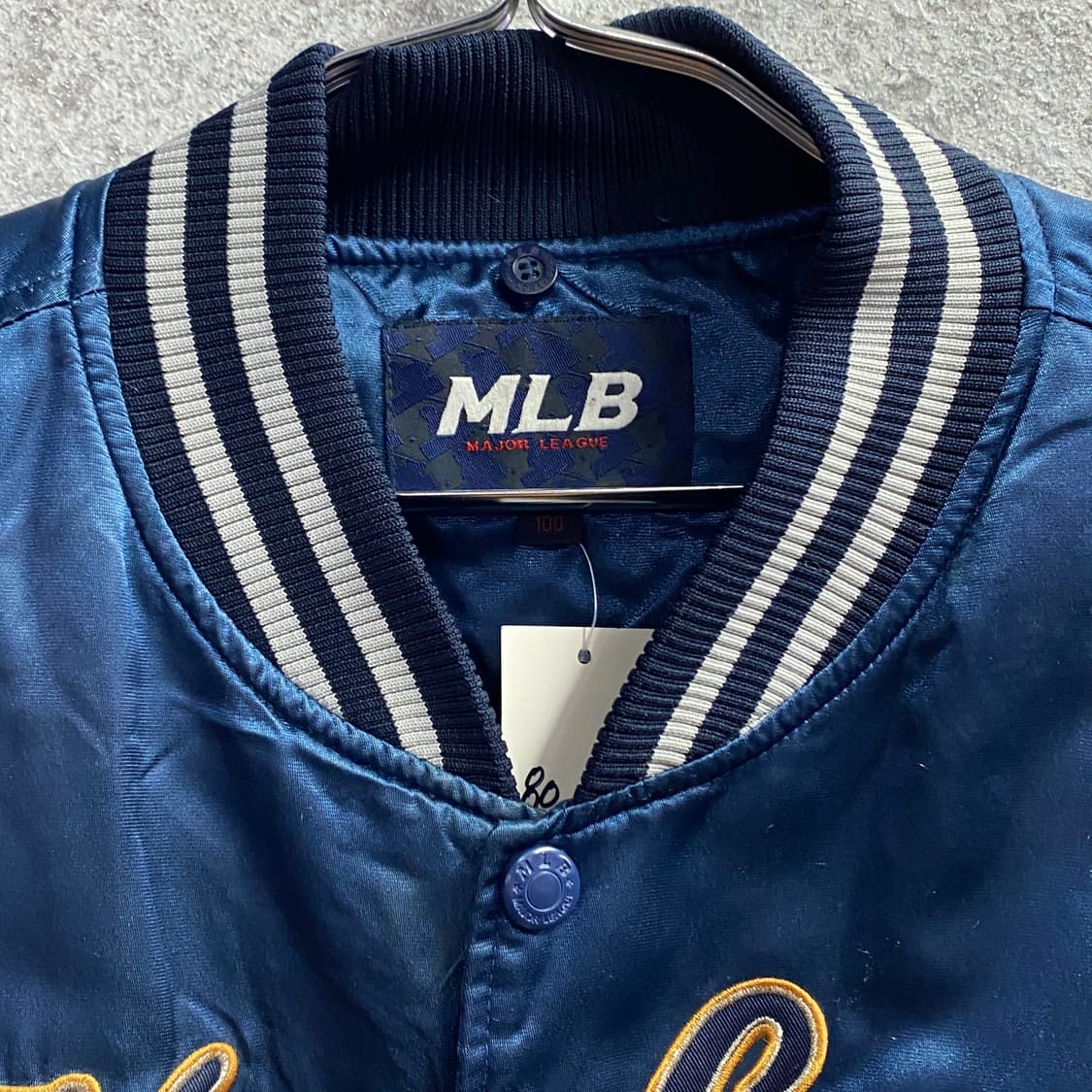 MLB 뉴욕 양키스 빅로고 배색 새틴 자켓 B3013 상품이미지3