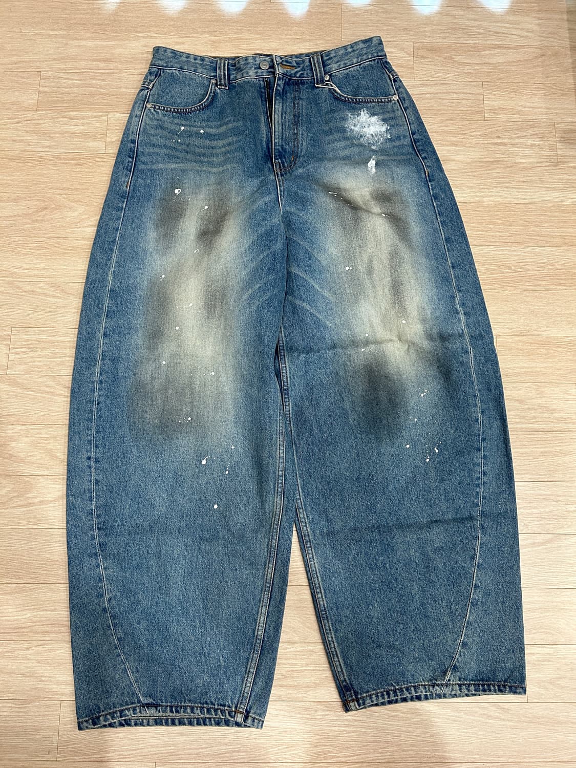 노운 와이드 커브드 데님 팬츠 페인팅 블루 2 상품이미지5