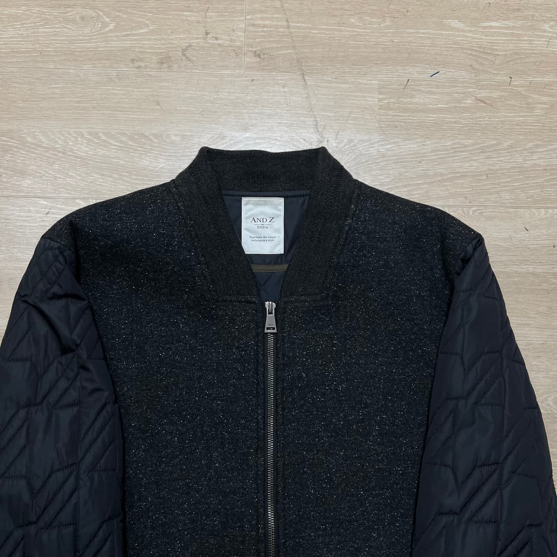 앤드지 지오지아 퀼팅 소매 배색 블루종 봄버자켓 [블랙] L/100 상품이미지2