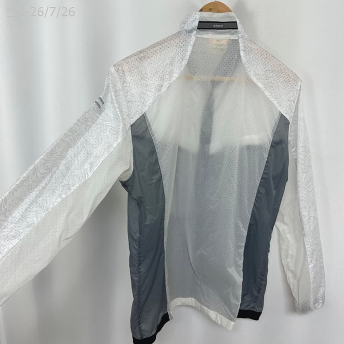 아이더 남자 통풍 얇은 바람막이 L 상품이미지10