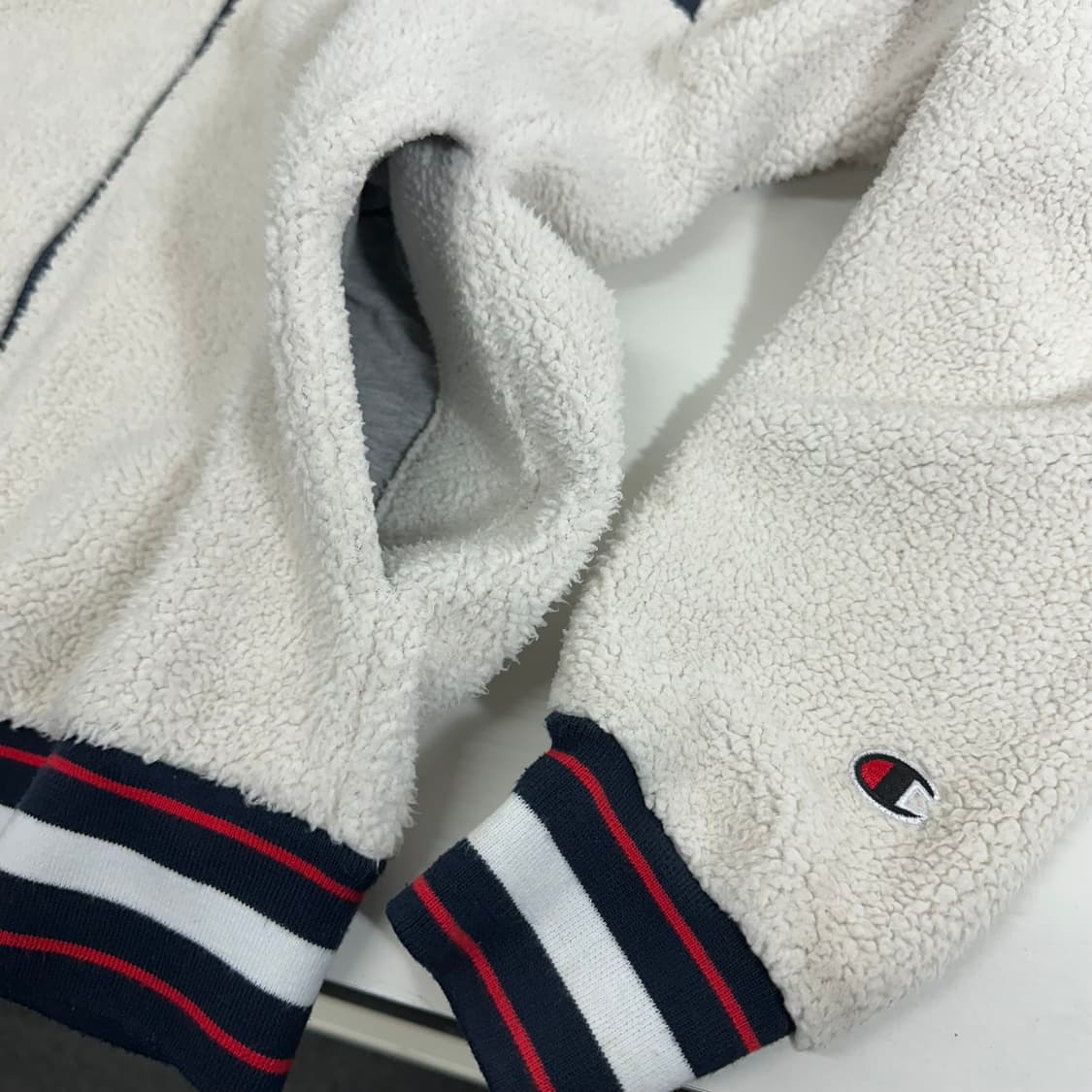 M 챔피온 재팬 화이트 후리스자켓 상품이미지3