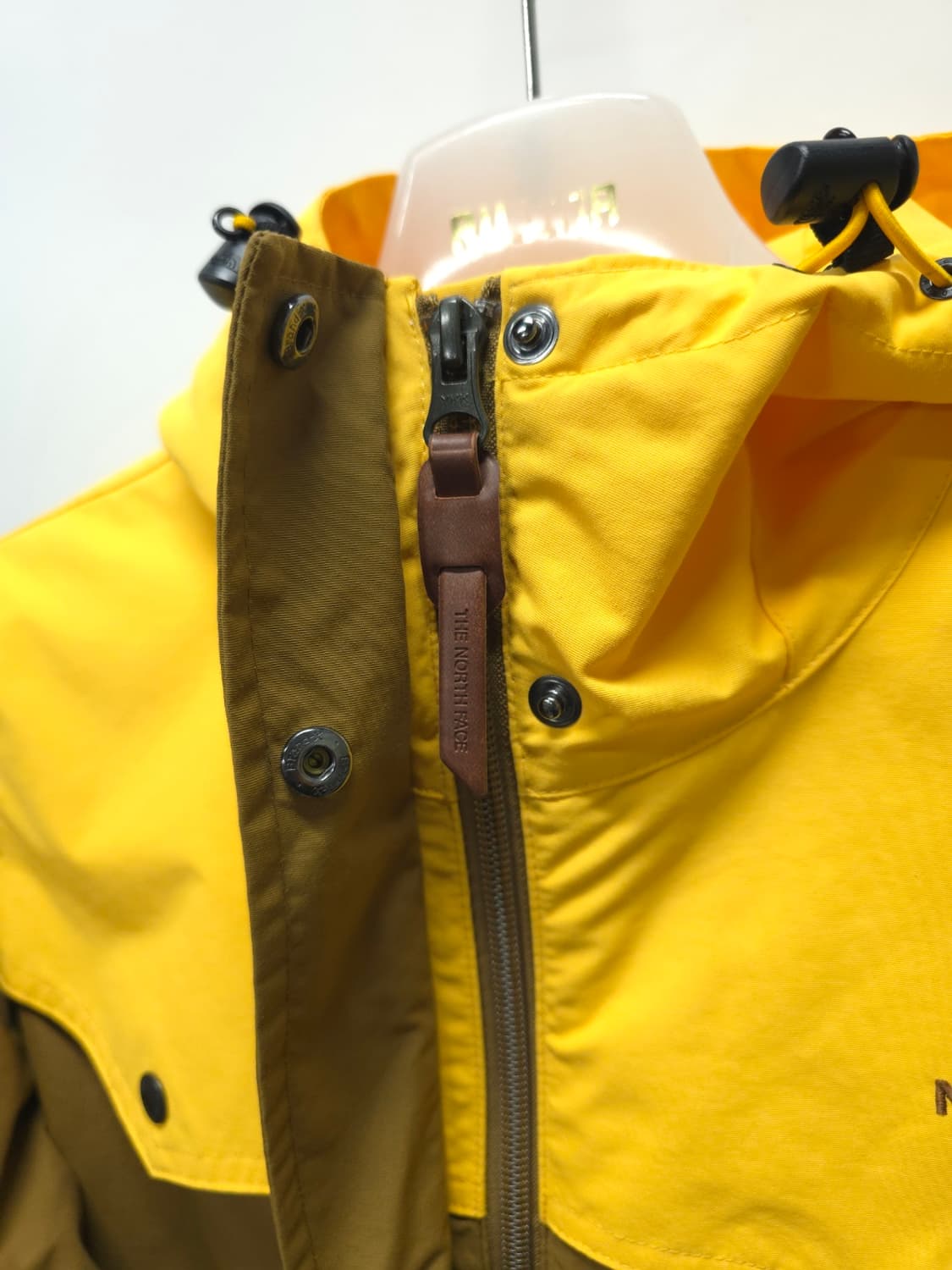 (새상품급)노스페이스 화이트라벨 배색 후드 바람막이 자켓(55) 상품이미지8