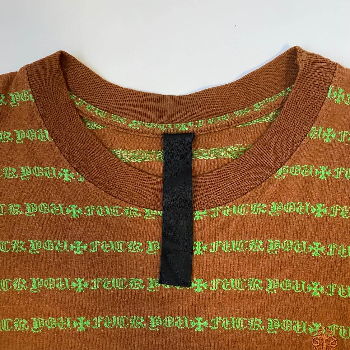 [M] 크롬하츠 매티보이 스트라이프 반팔 티셔츠 브라운 상품이미지3