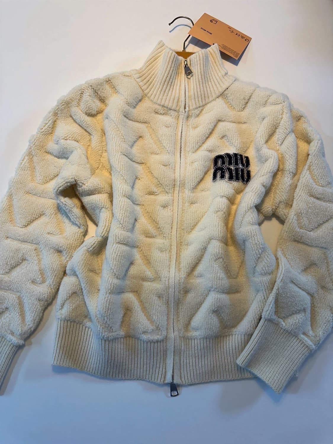 (새상품)미우미우집업 상품이미지1