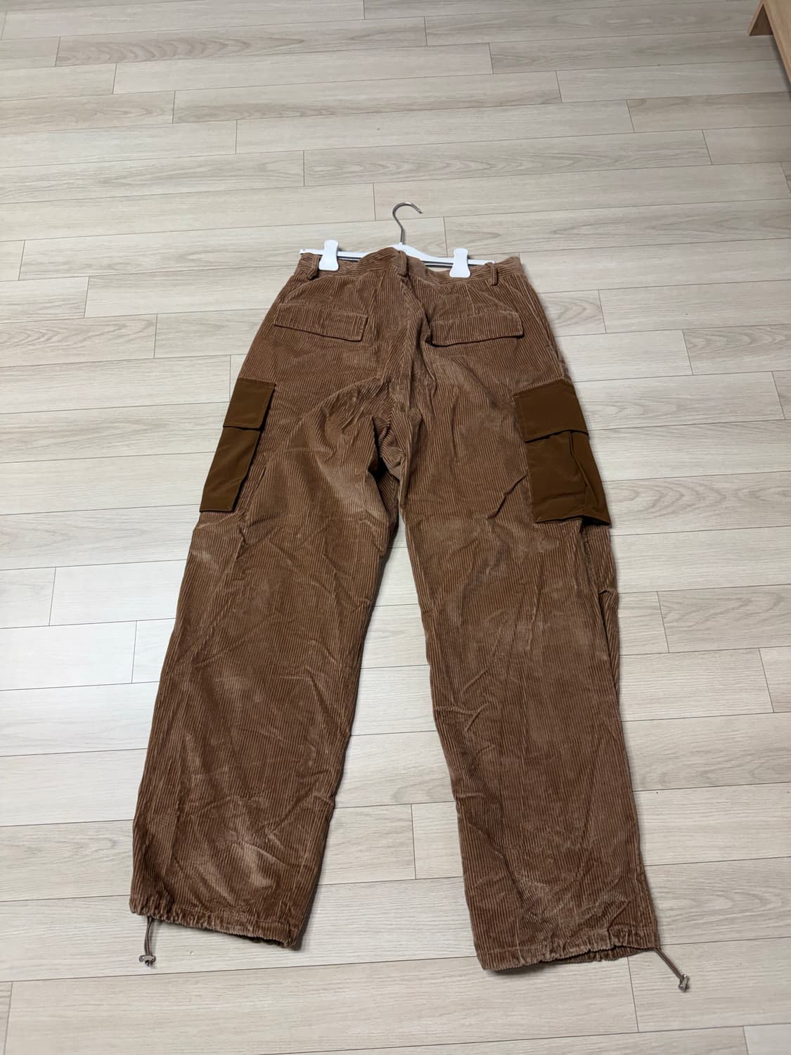 [New] Moncler Coduroy Cargo pants 48 상품이미지9