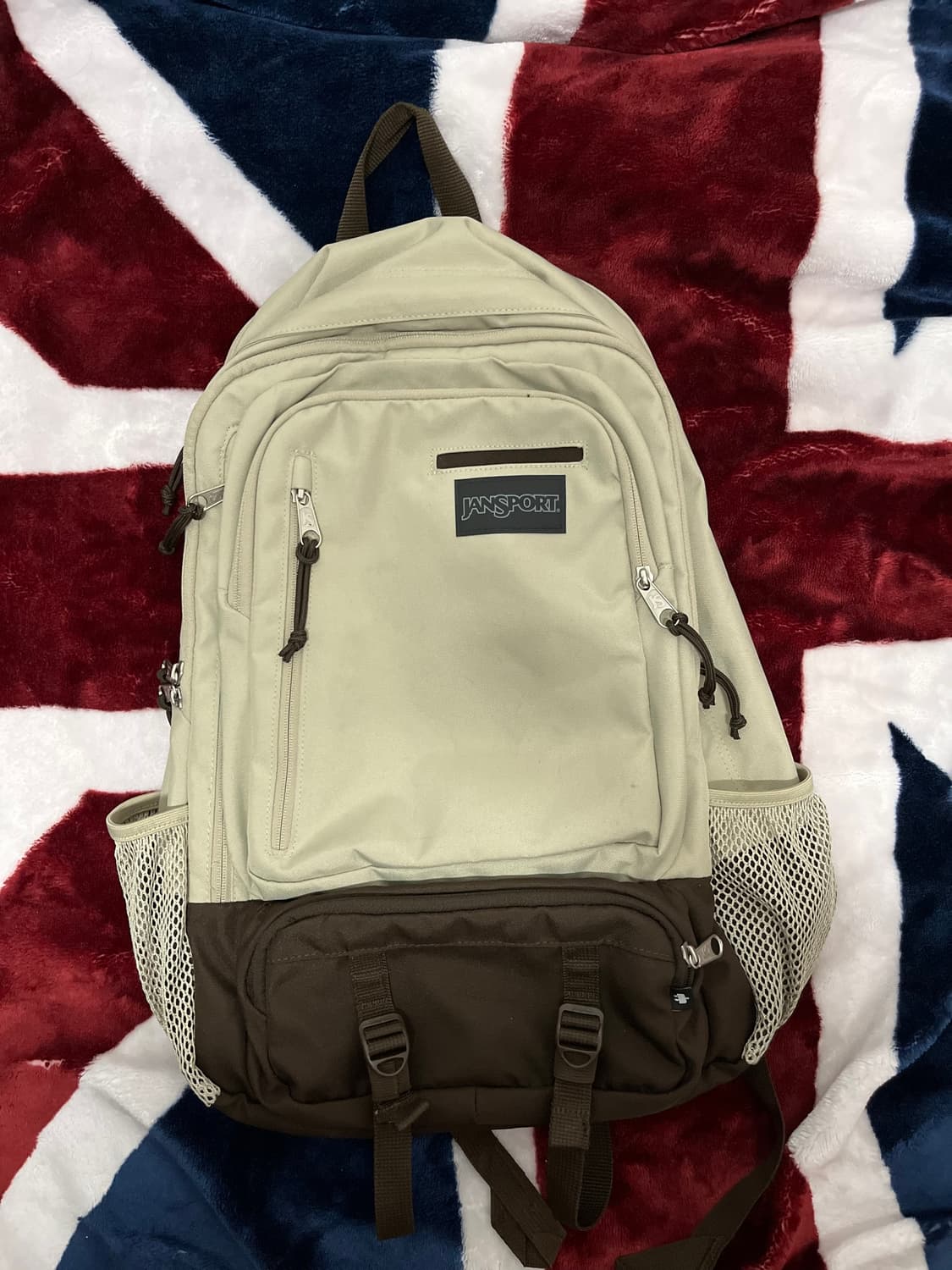 잔스포츠 엔보이 백팩 베이지/브라운 48cm x 33cm x 15cm 상품이미지1