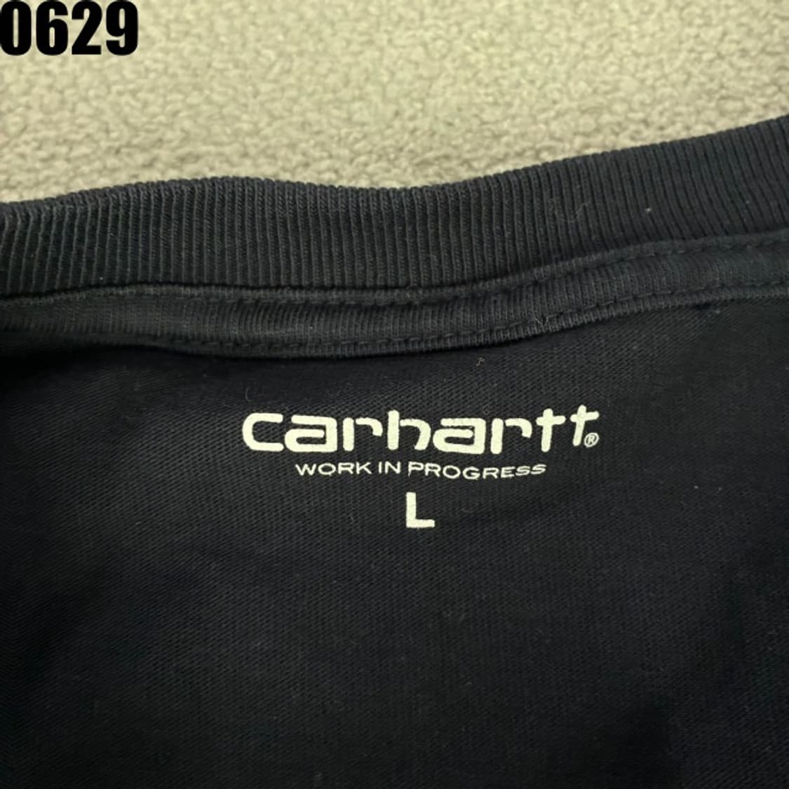 칼하트 긴팔티 상품이미지2