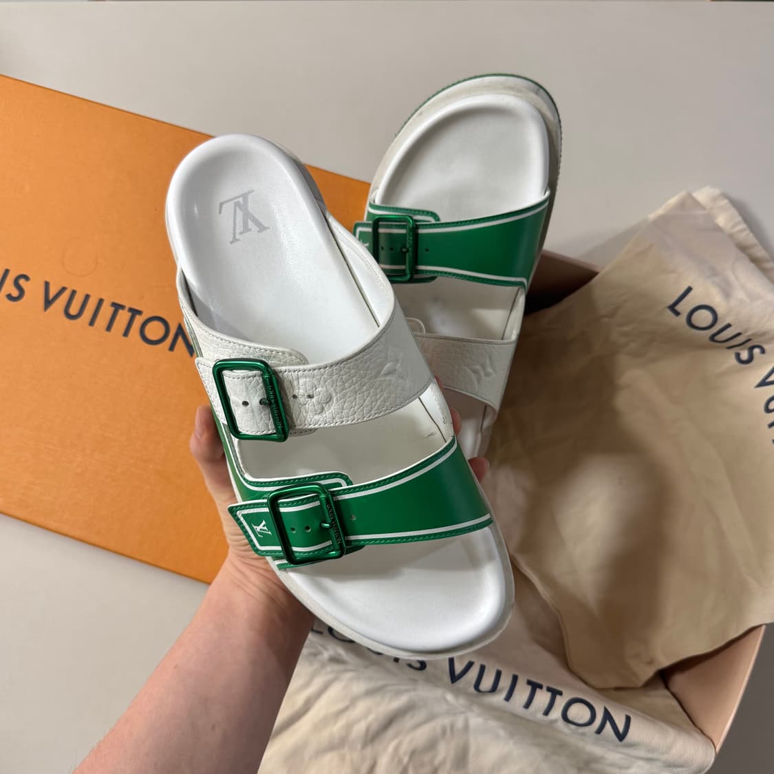 [백화점판/8.5]루이비통 트레이너 뮬 샌들 / 슬리퍼 상품이미지1