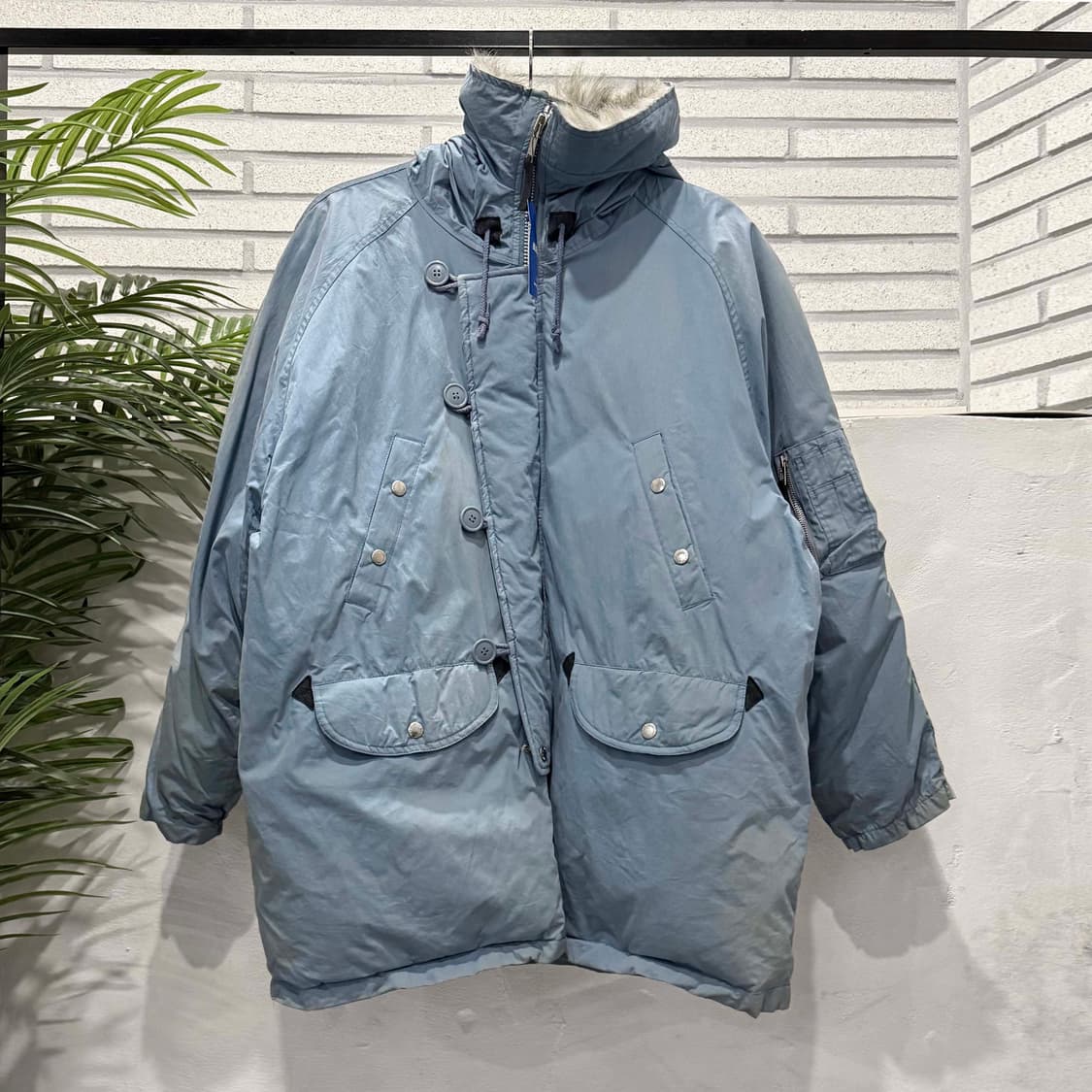 MIDCOAST 미드코스트 N-3B 덕다운 파카 빈티지 페이딩 디테일 상품이미지1