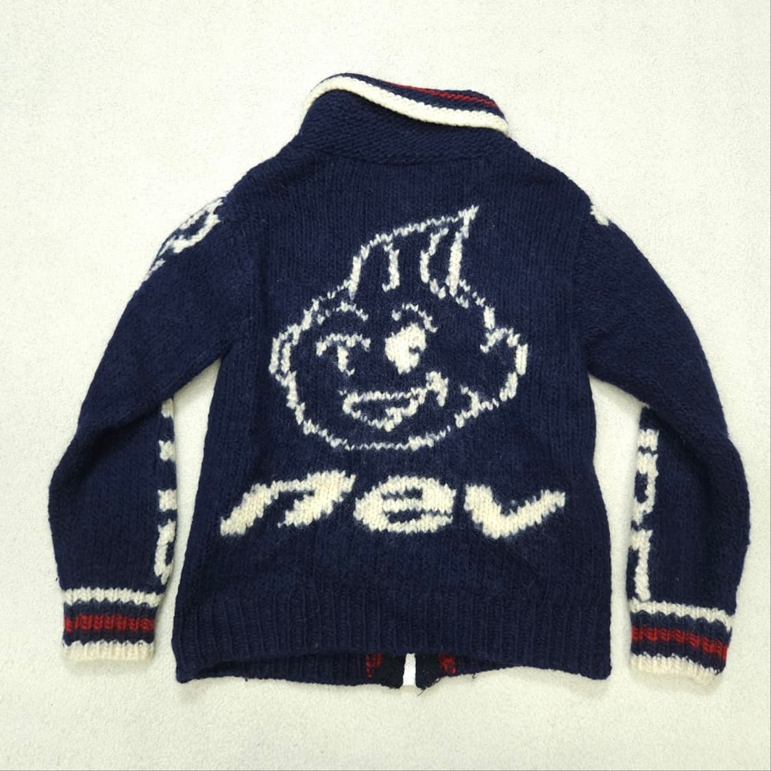 NEV 코위찬 집업 니트 상품이미지1