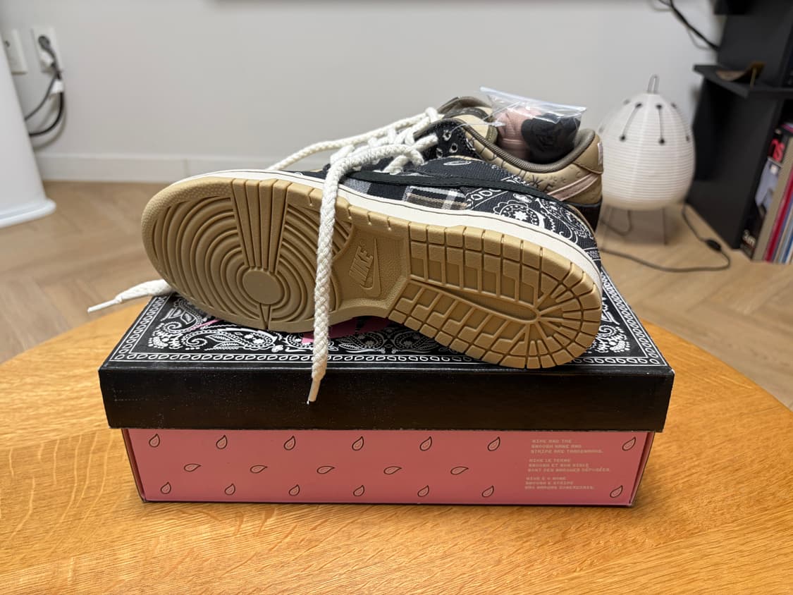 트래비스캇 덩크 sb 로우 265 상품이미지3