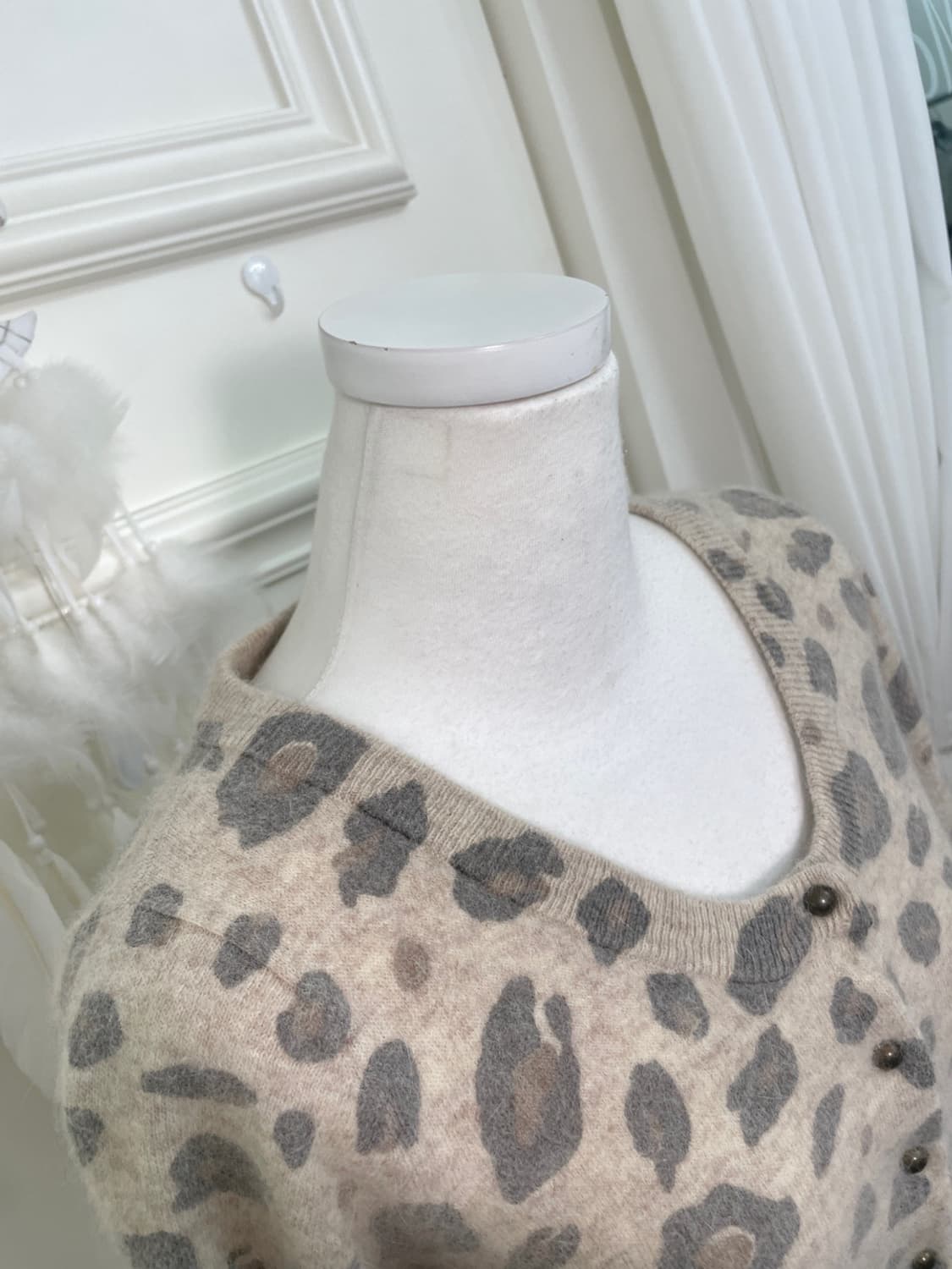 beigegray leopard slim wool angora cardi 상품이미지7