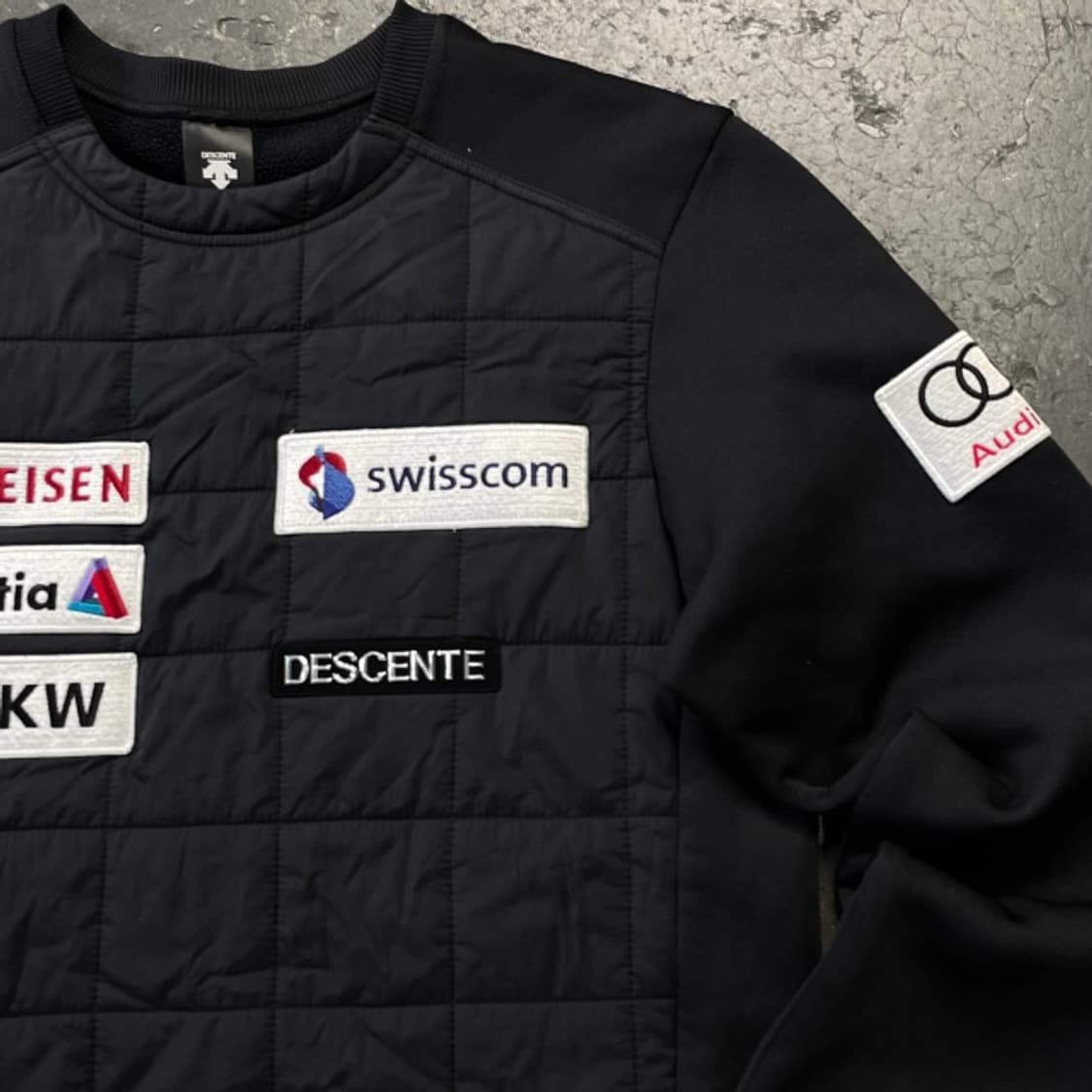 95 데상트 아우디 스위스 스키팀 맨투맨 상품이미지2