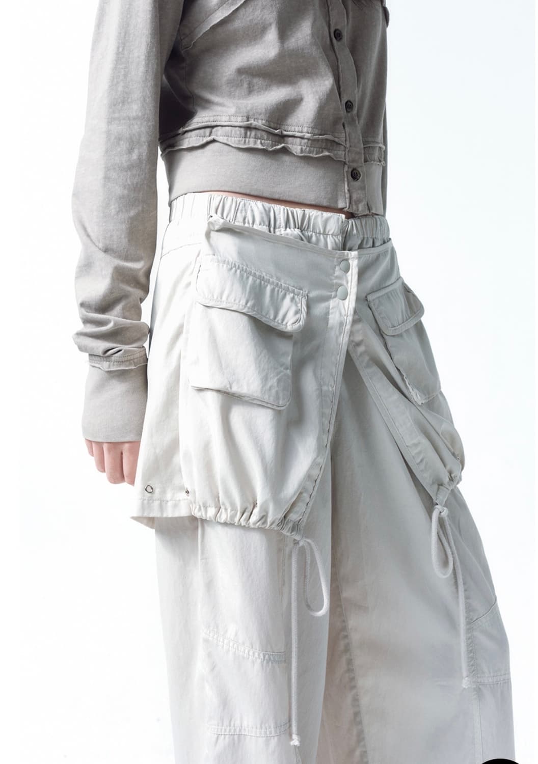 인사일런스 우먼 레이어드 파라슈트 팬츠 M 상품이미지3