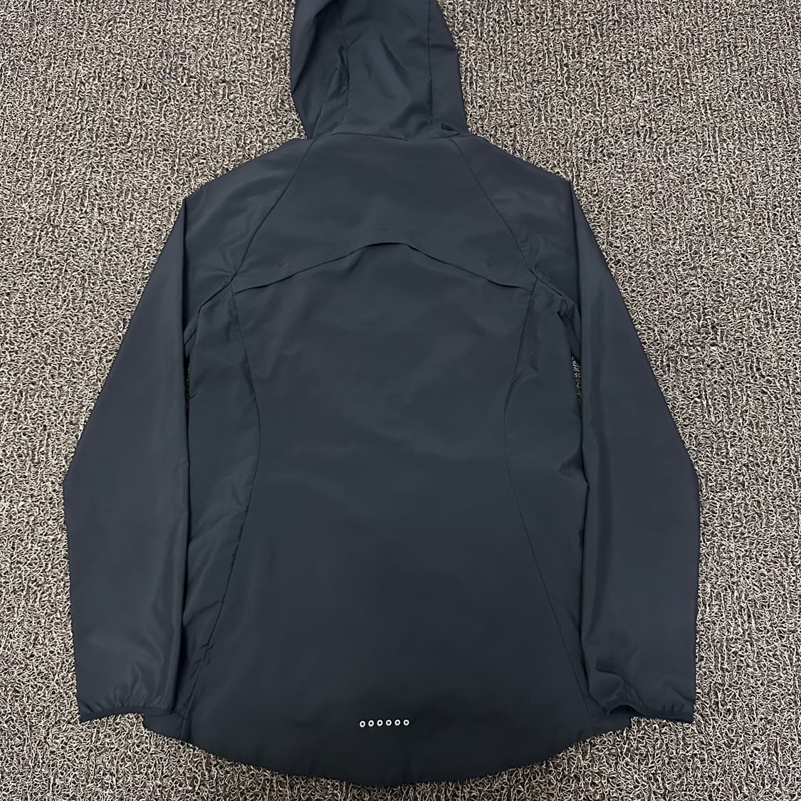NIKE 나이키 기능성 여성 바람막이 후드집업 운동복 블랙 S 상품이미지5