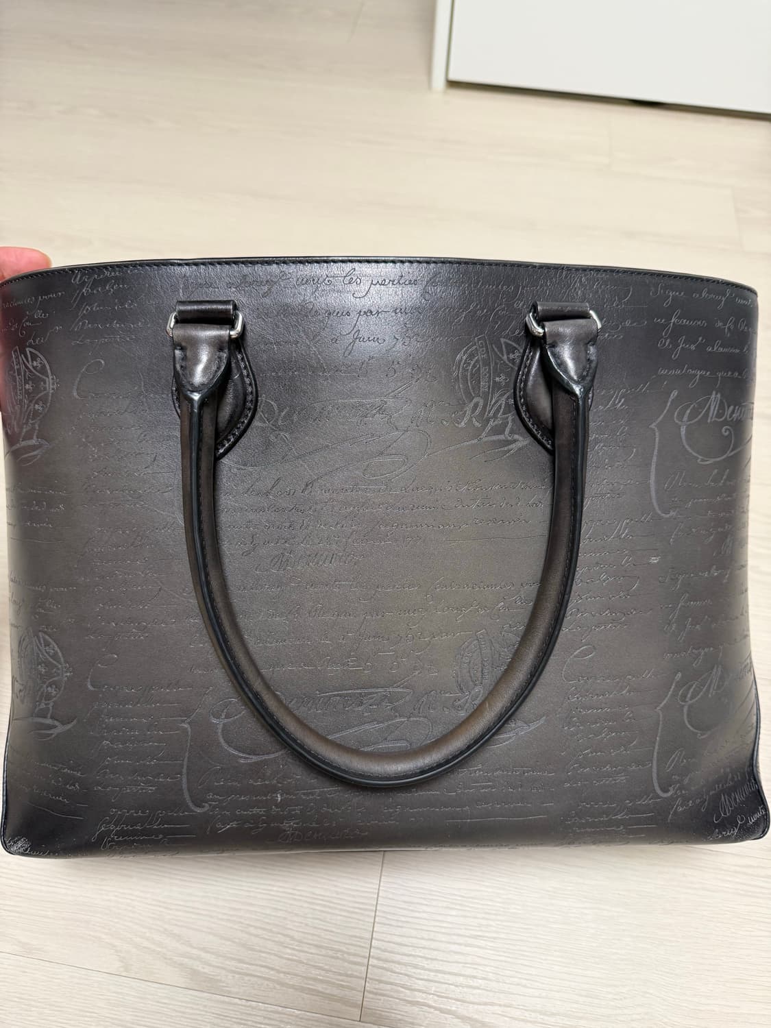 벨루티 투주르 토트백 상품이미지5