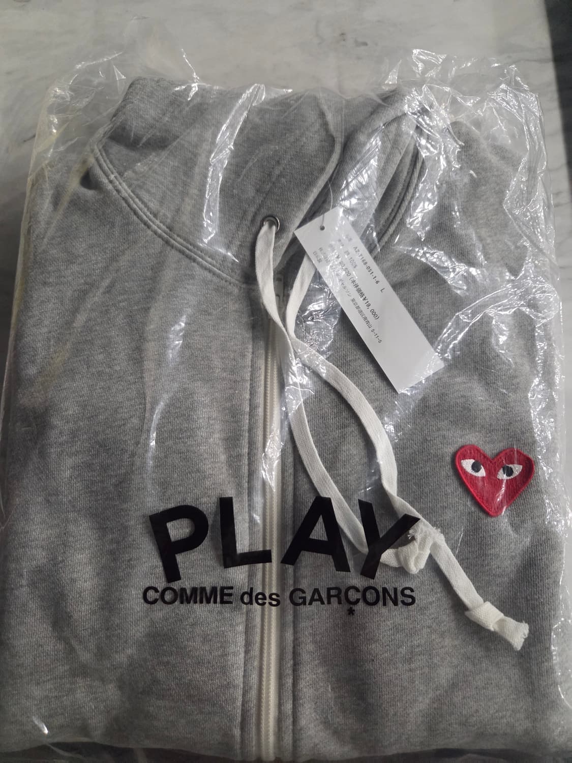 (새상품)꼼데가르송 플레이 블랙 후드집업 L, M 상품이미지1