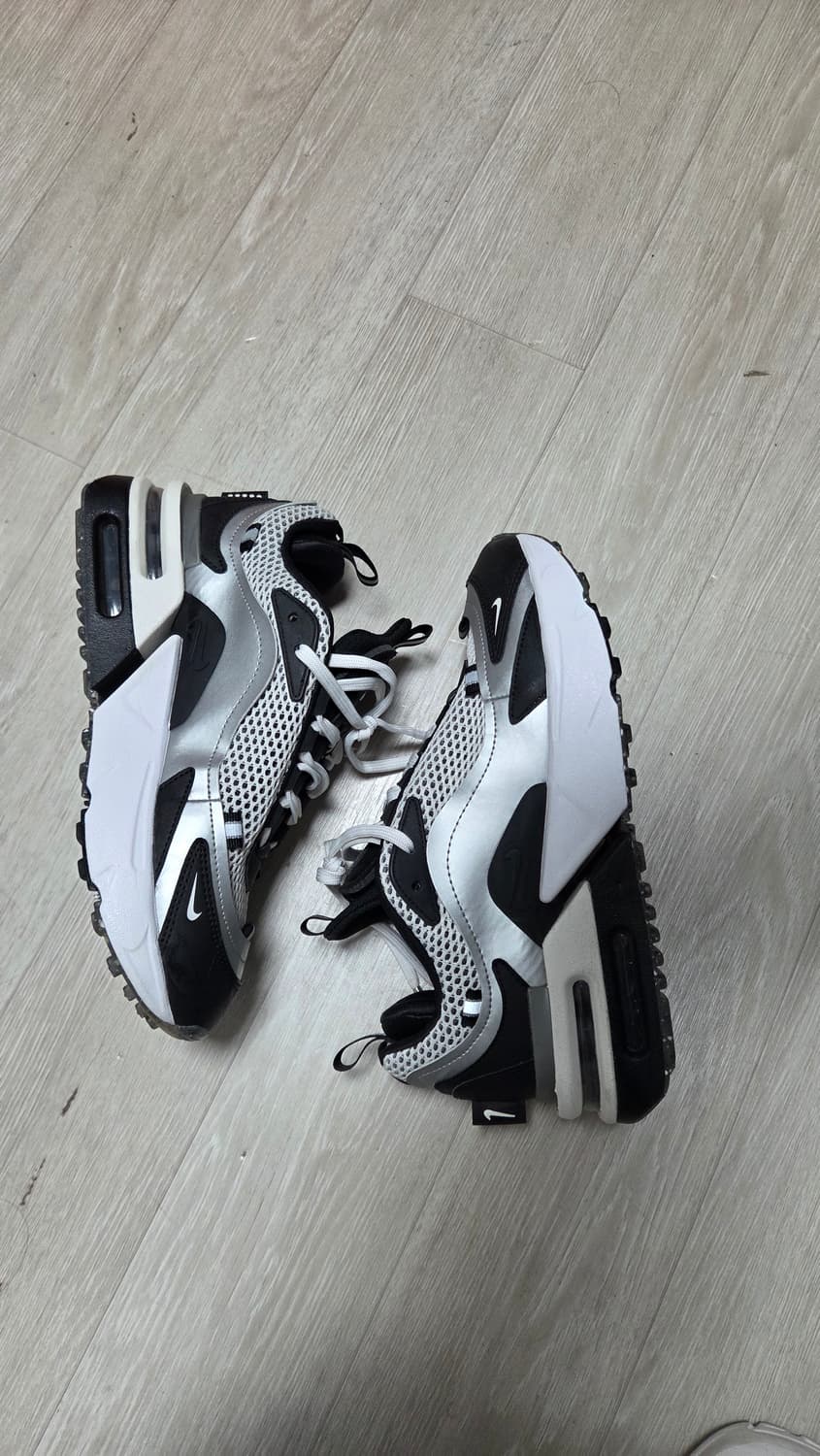 나이키 정품 에어맥스 퓨리오사 실버블랙 245mm 상품이미지2