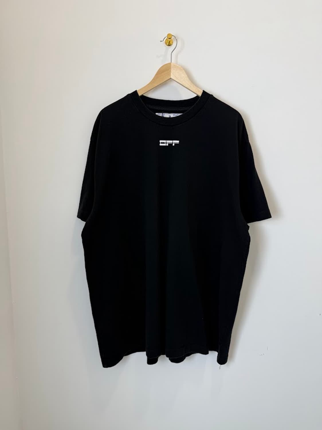 오프화이트 백프린팅 반팔티 블랙 상품이미지2