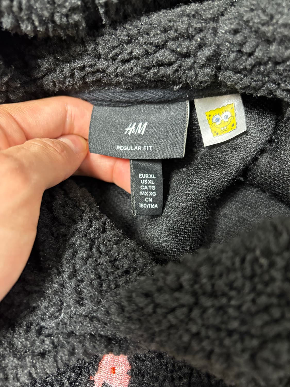 H&M 스폰지밥 뚱이 자수 후리스 후디 상품이미지5