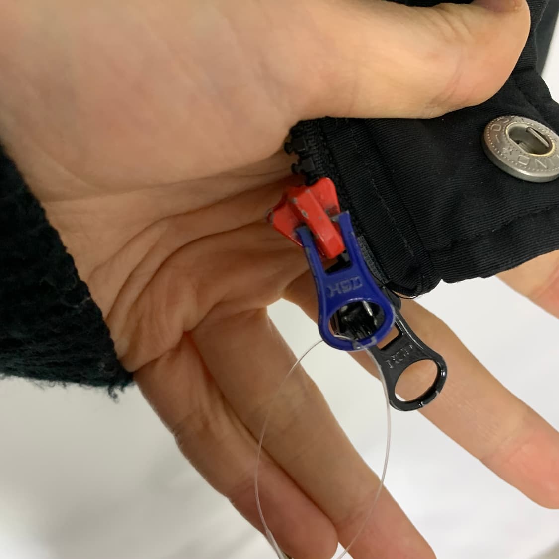 아디다스 오리지널스 블랙 패딩 점퍼 110 빈티지 남녀공용 울프죠 퍼후드 상품이미지7