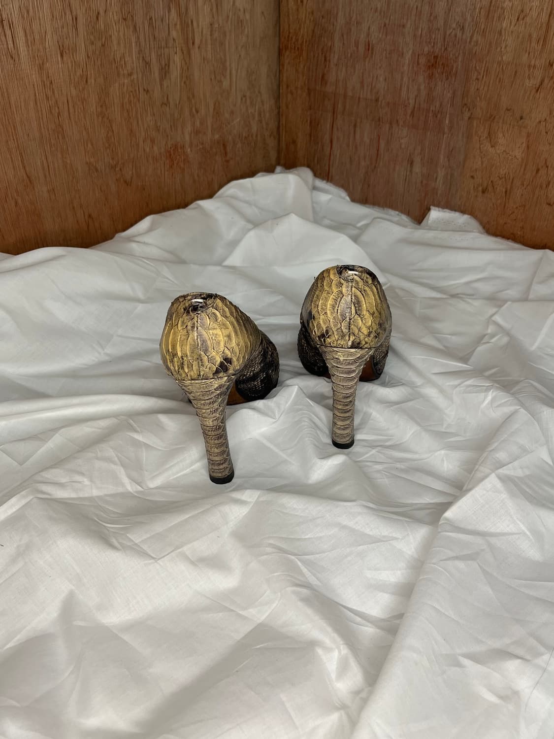 메종 마르틴 마르지엘라 레플리카 파이톤 레더 펌프스 상품이미지4