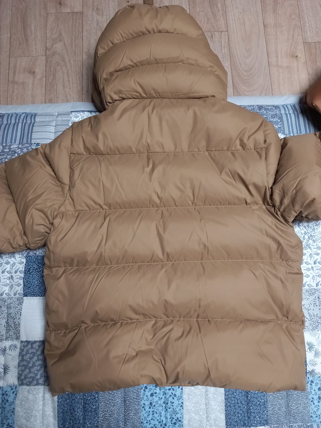 버버리  남성 패딩  카멜 L(실용100~105)  상품이미지9