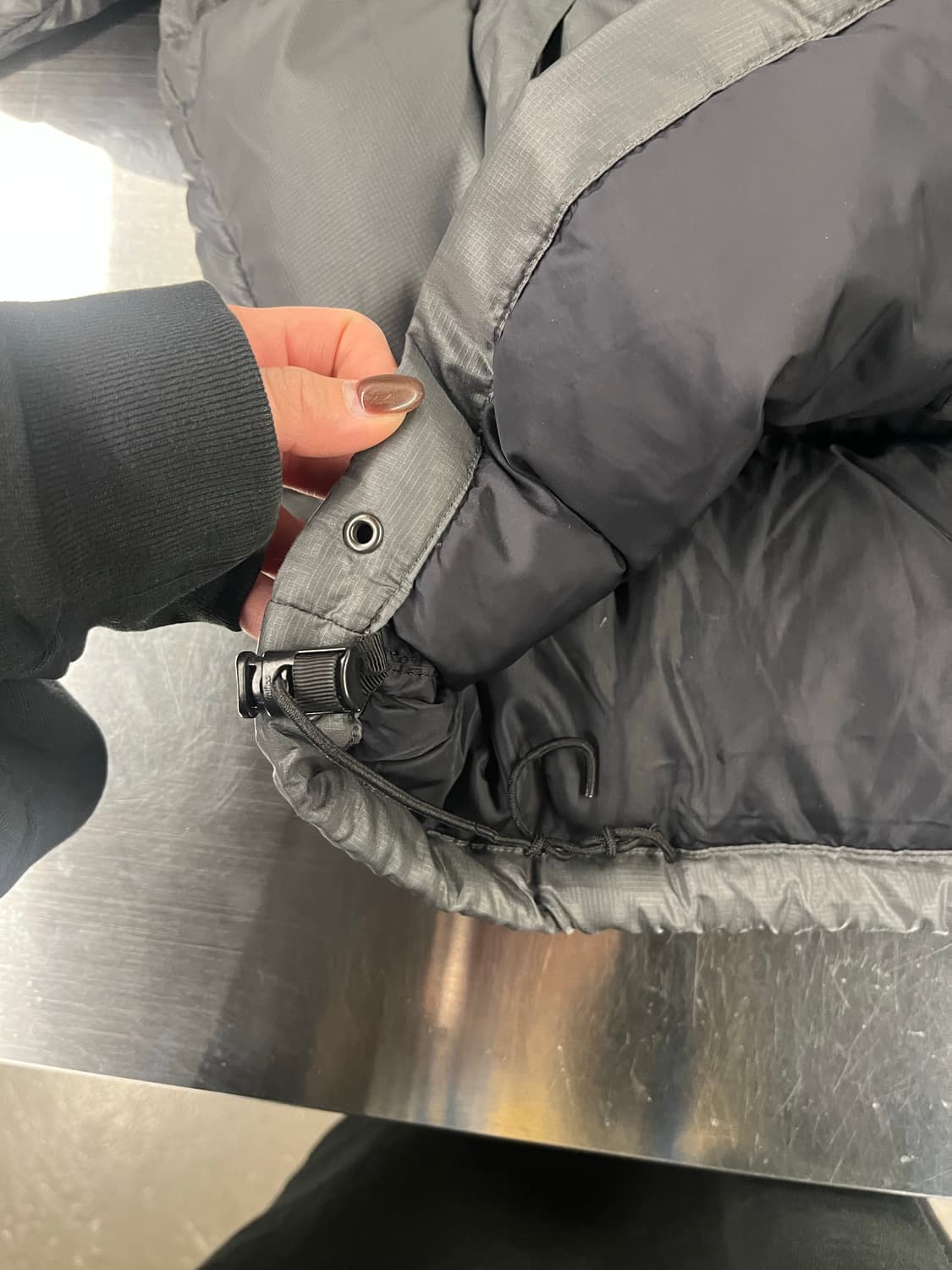 노스페이스 눕시 700 검/회 95 상품이미지4