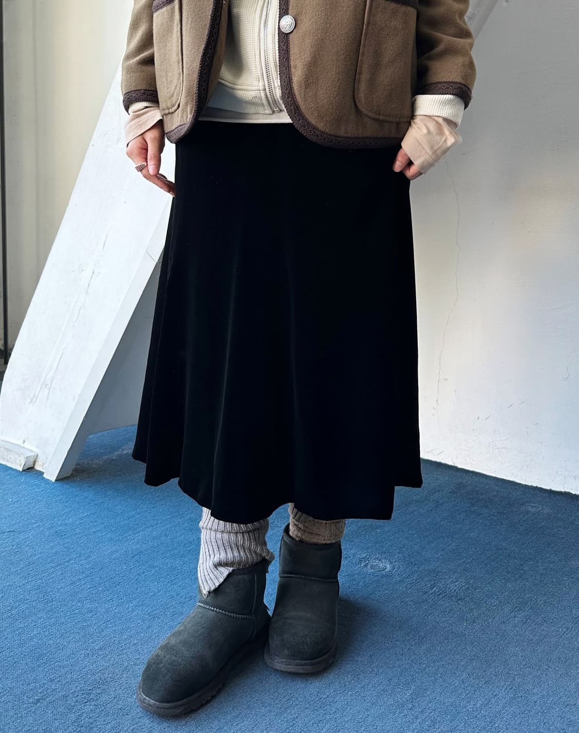Cupro velour banded loose skirt 상품이미지1