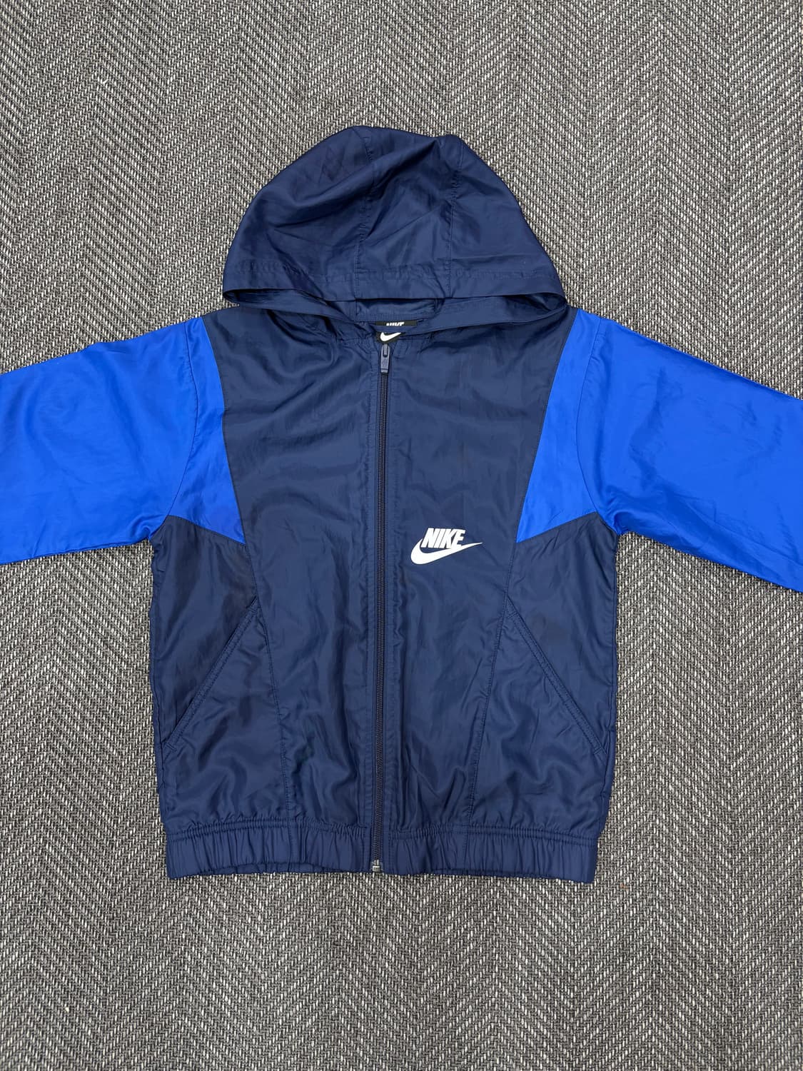나이키 바람막이 상품이미지2