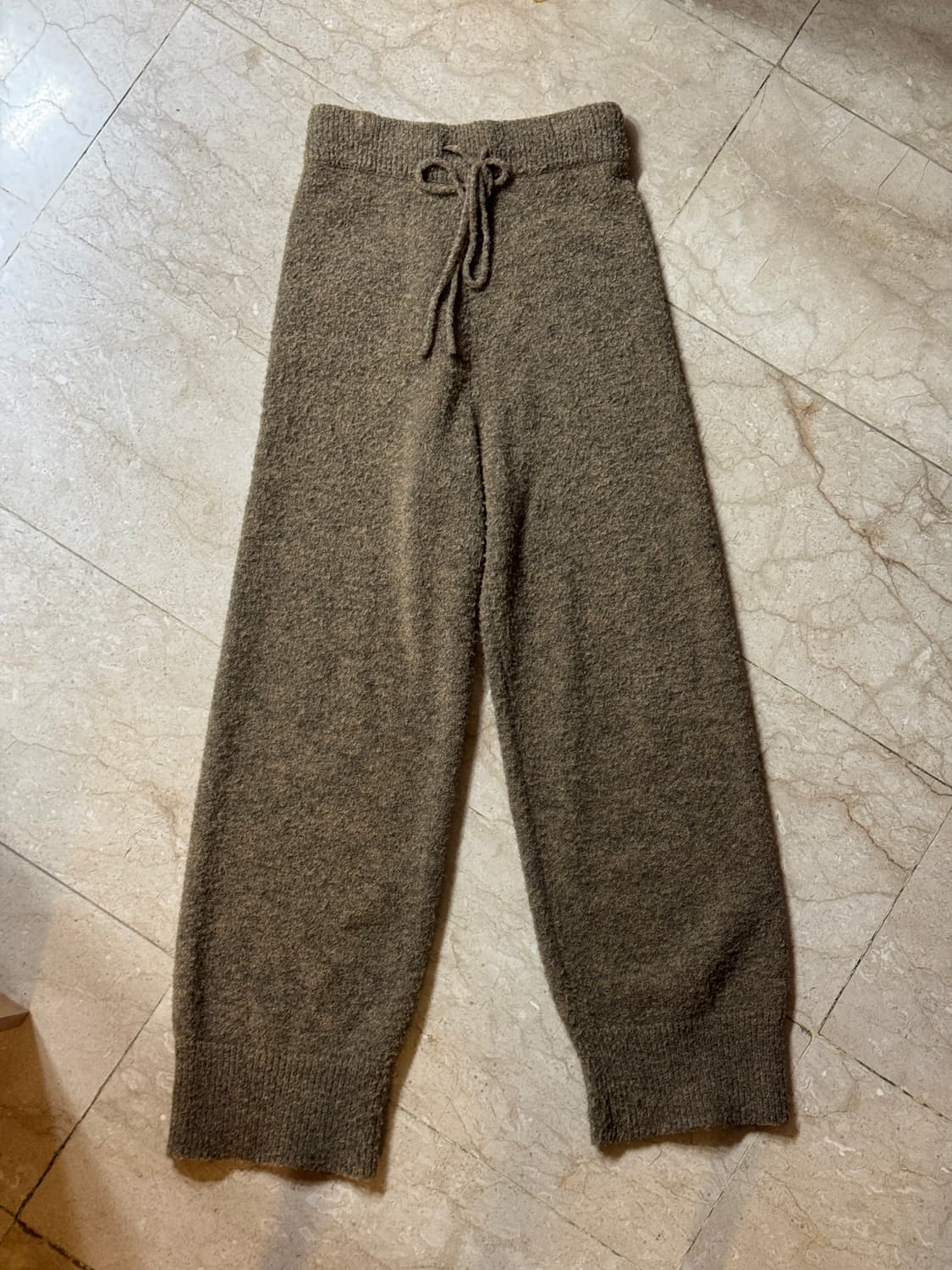 아모멘토 니트 팬츠 카키 브라운 M 상품이미지1