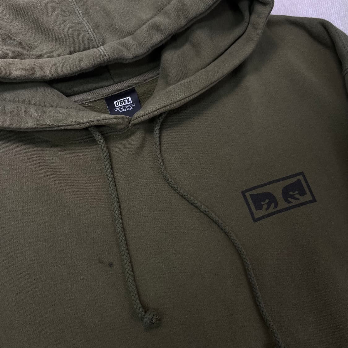 105 오베이 백로고 후드티 상품이미지3