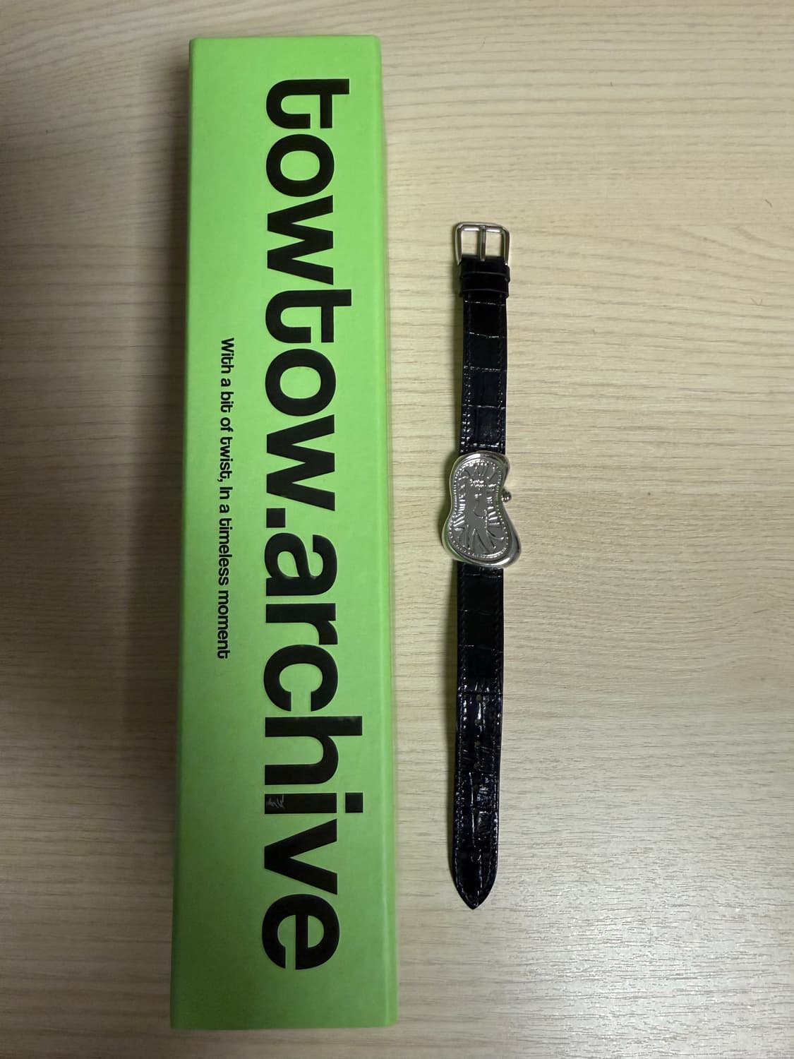 토우토우 아카이브 타임리스 트위스트 위슬릿 블랙 상품이미지1