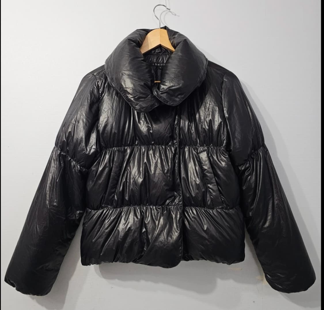 띠어리 Theory 블랙 숏패딩 사이즈 4 ~55 상품이미지1