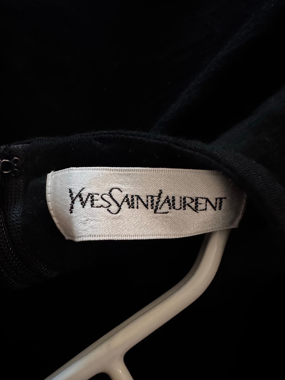 입생로랑 하프넥 울 니트 상품이미지5