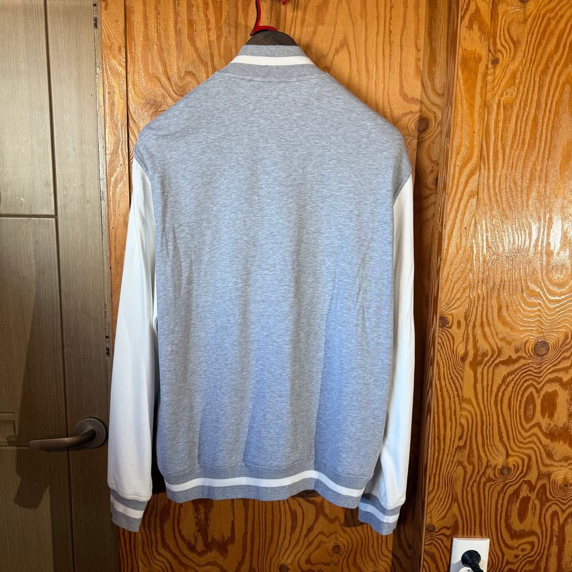 브루넬로 쿠치넬리 23 S/S 로고 바시티 봄버 자켓 상품이미지9