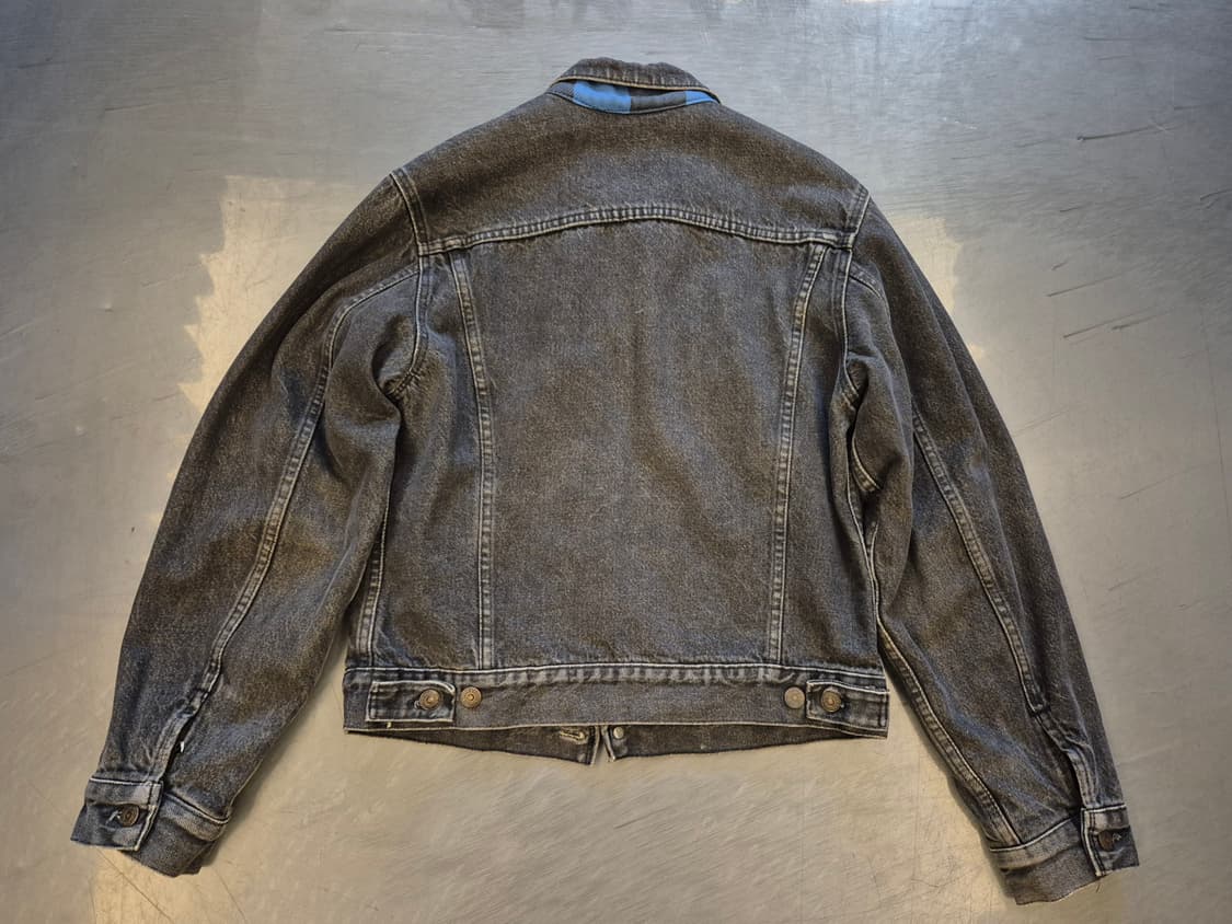 90s 리바이스 블랙 데님 트러커 자켓 상품이미지2