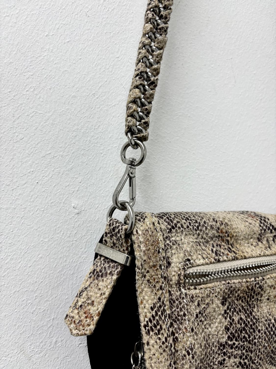 “Vintage” Python Pattern Chain Bag 상품이미지6