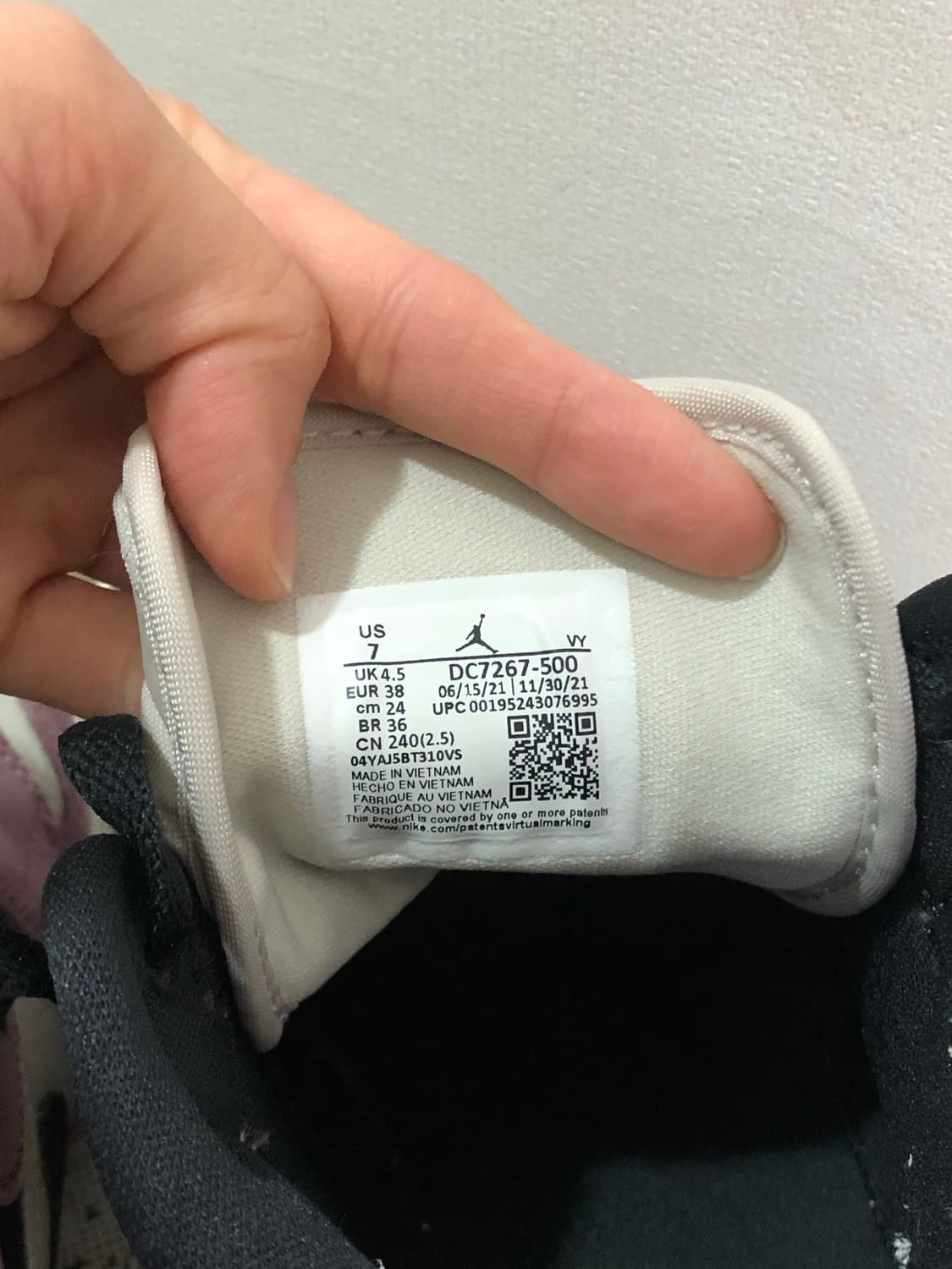 나이키 에어 조던 1 미드 SE 라이트 멀베리 상품이미지5