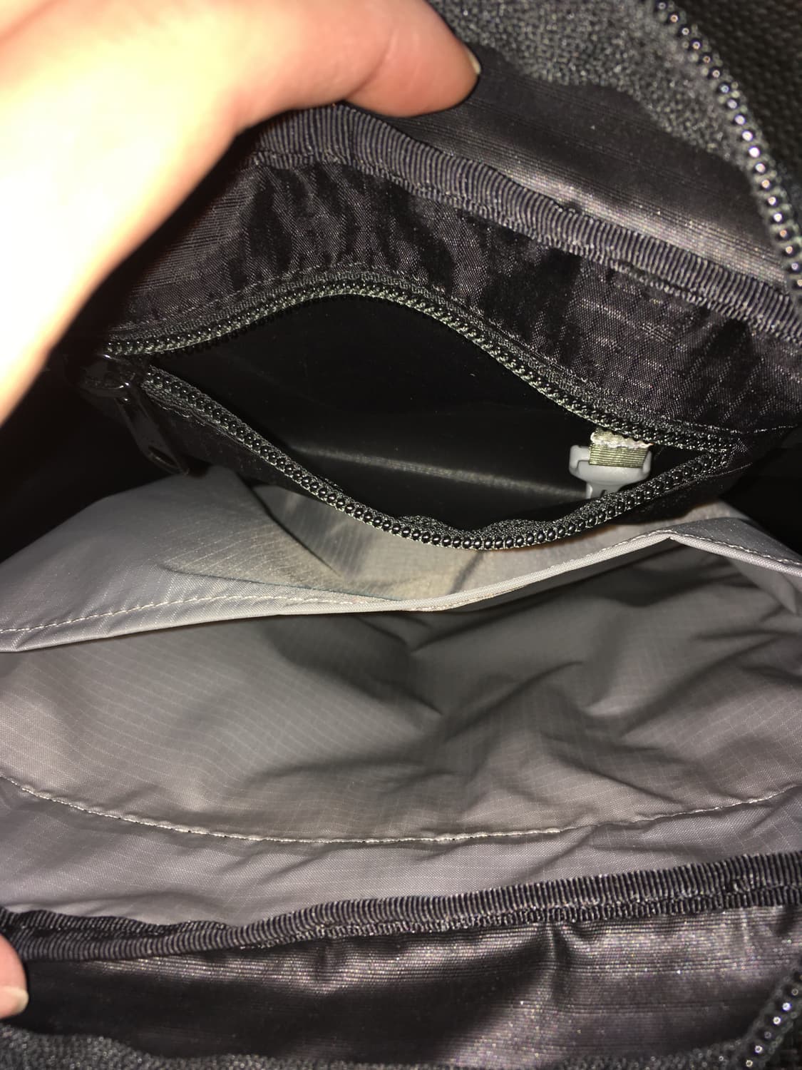 몽벨 크로스백 상품이미지3