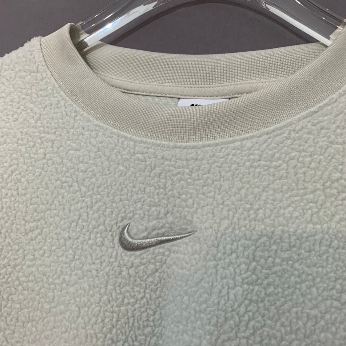 XS 나이키 NSW 플러시 모드 후리스 오버핏 크롭 맨투맨 상품이미지4