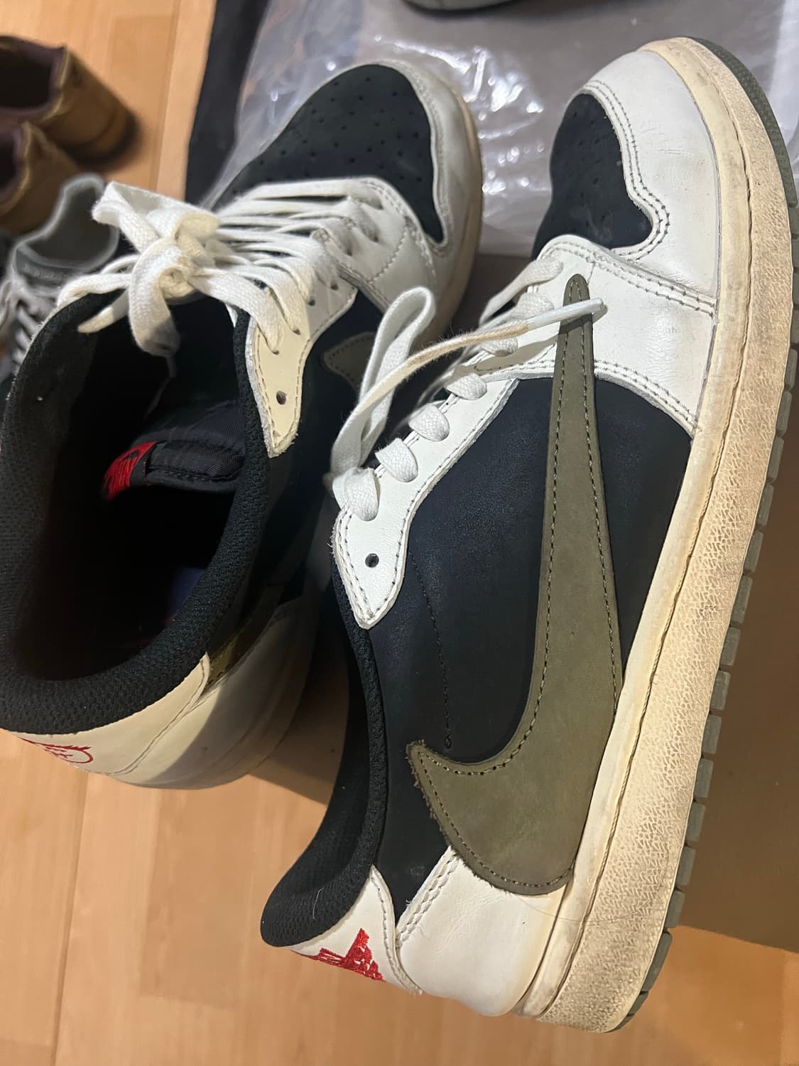 나이키스캇 올리브 285 상품이미지1