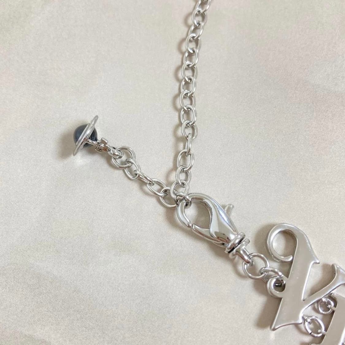 비비안웨스트우드 로고 레터링 3d orb 초커 체인 목걸이(새상품) 상품이미지4