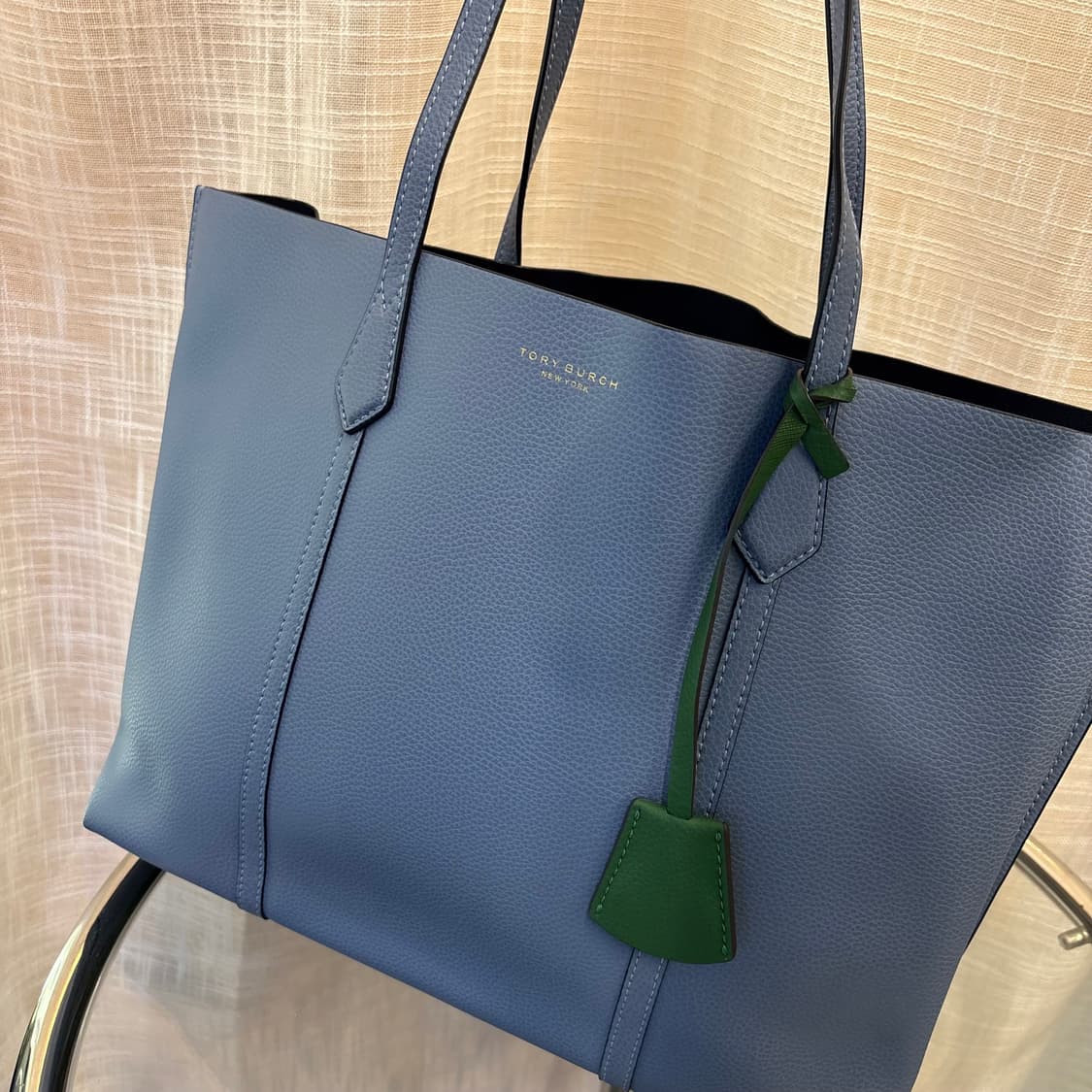 정품 토리버치 가죽 숄더백     상품이미지3