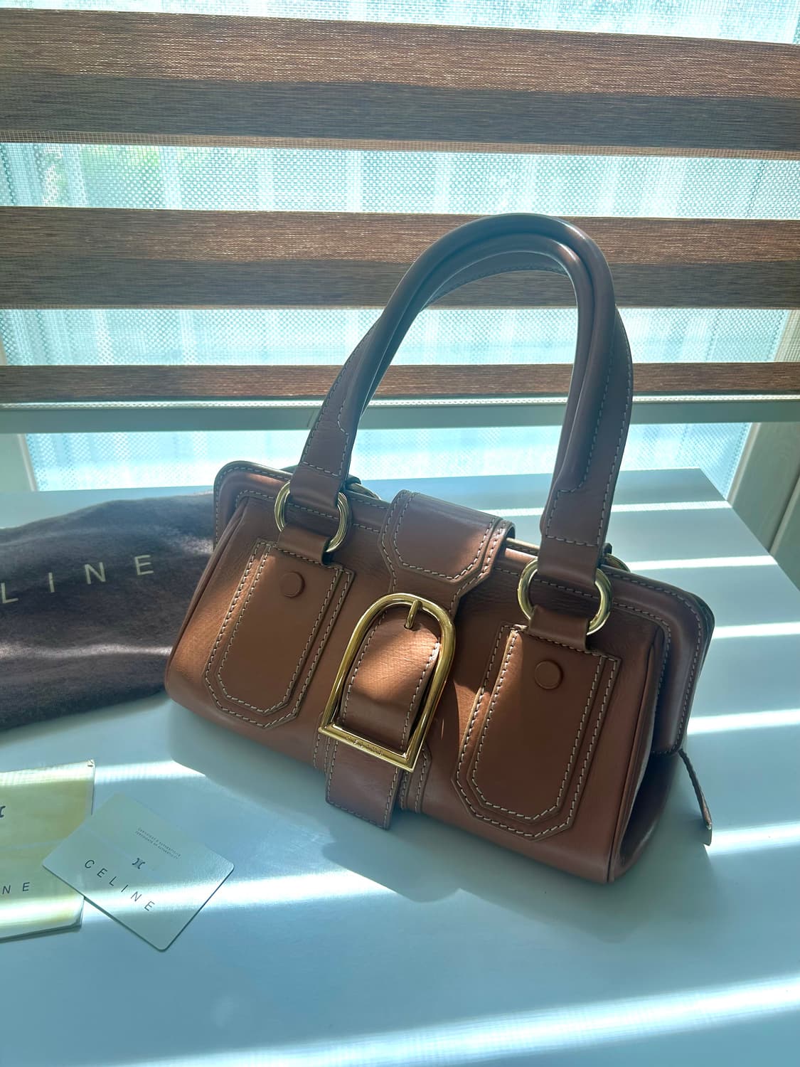 재입고‼️🤎)) 셀린느 정품 빈티지 브라운 레더 패드락 토트백 상품이미지1