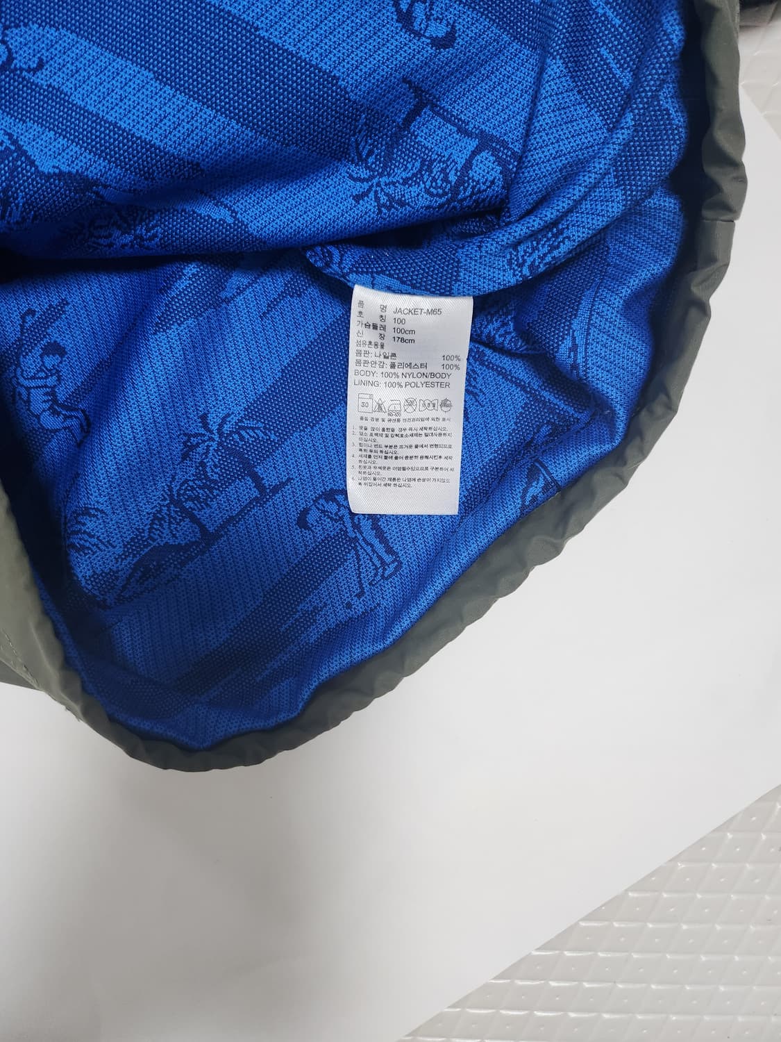 아디다스 스케이트보딩 바람막이자켓 상품이미지4