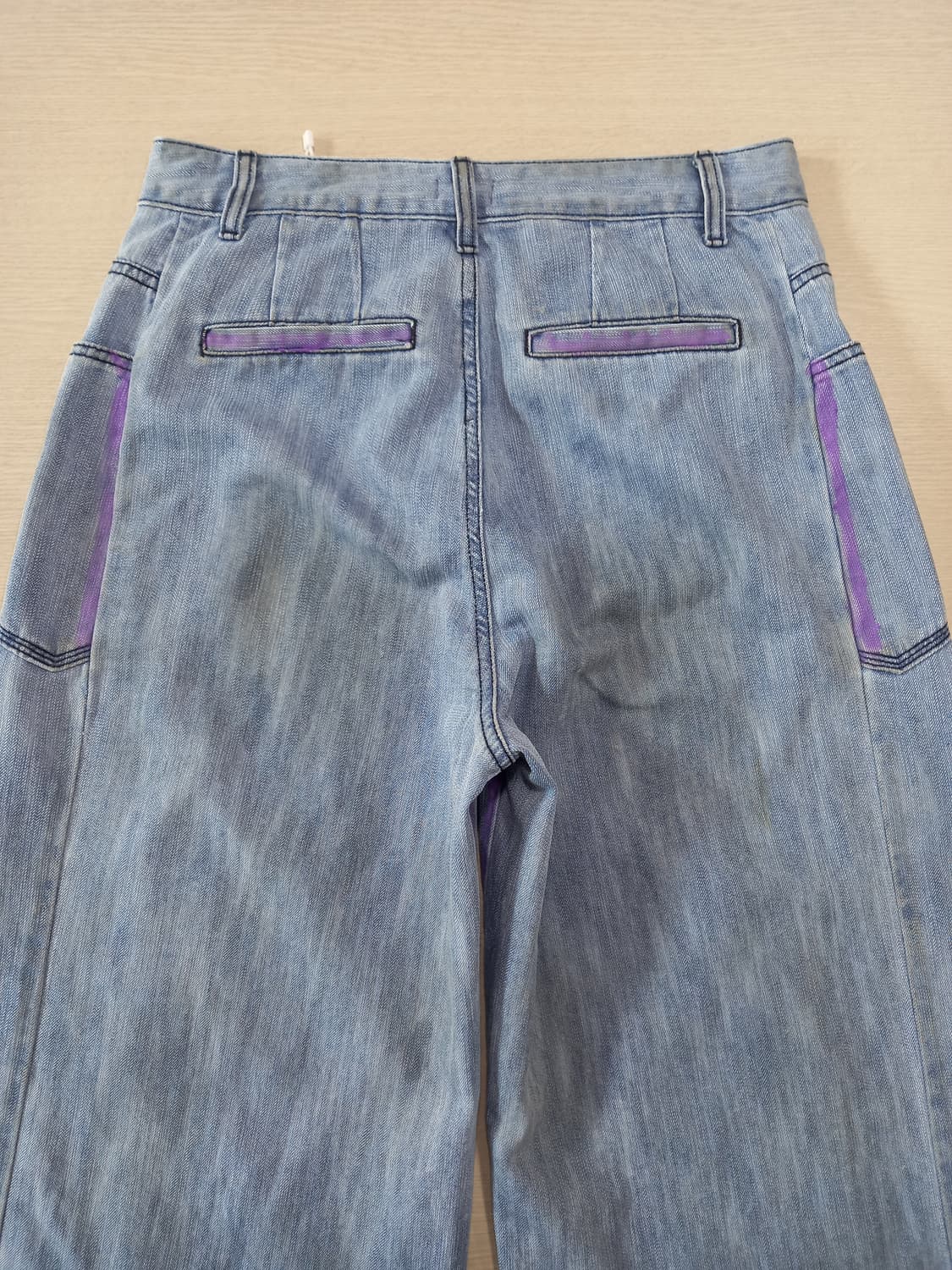 28 새상품 THEILMA  하이웨이스트 더티워싱 플레어데님 28-917 상품이미지4