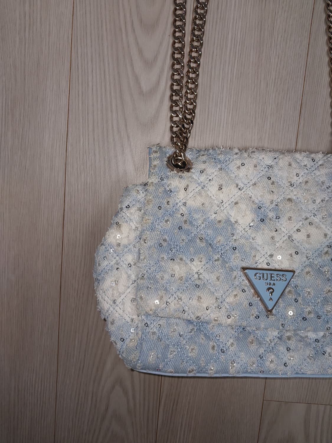 게스 GUESS 미니 플랩 퀼팅백 갸루 핀터깔 상품이미지2