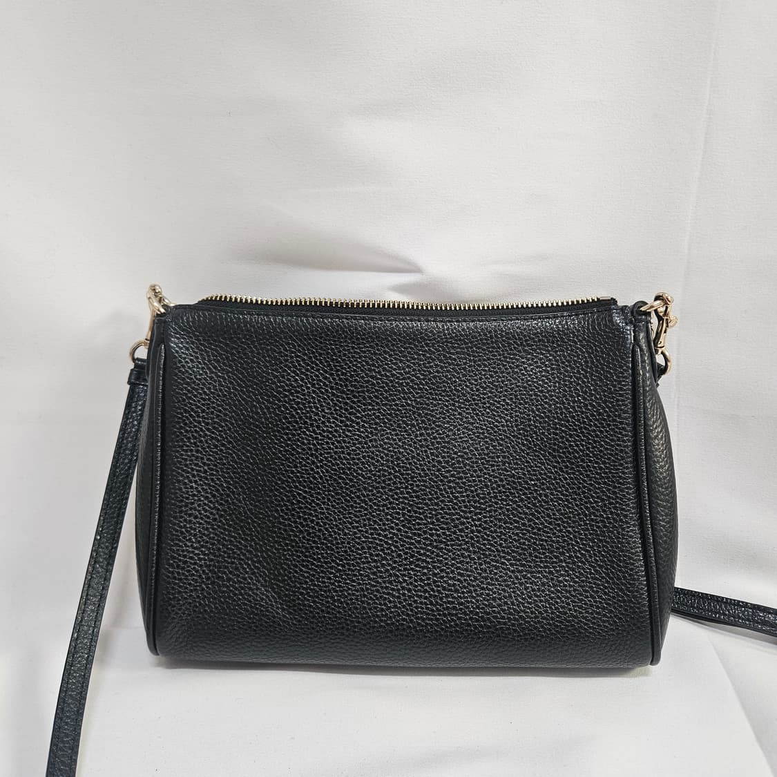 코치 레더 크로스백 상품이미지3