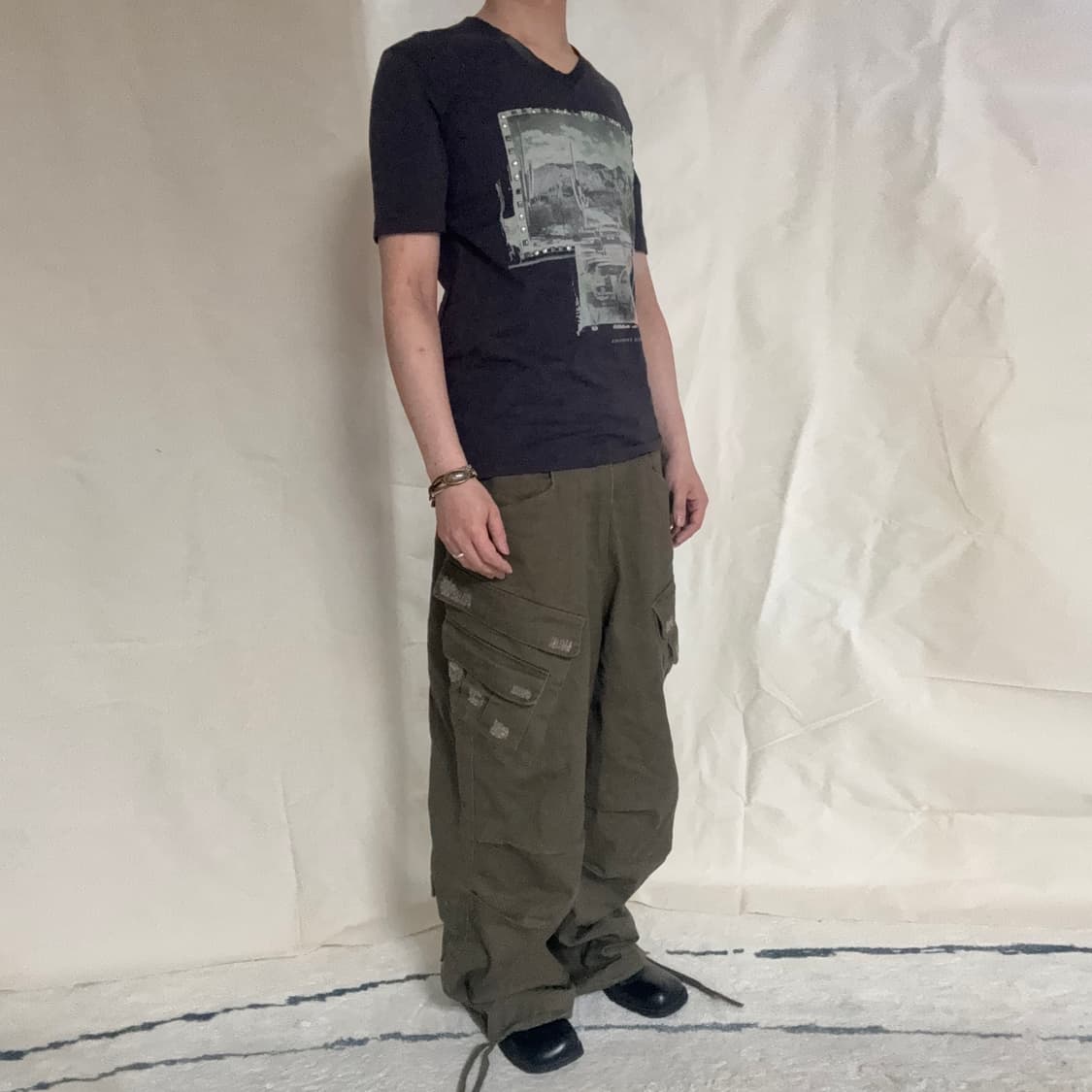 Diesel Graphic Print V-neck T-shirt 상품이미지4